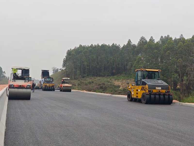 公路交通安全设施